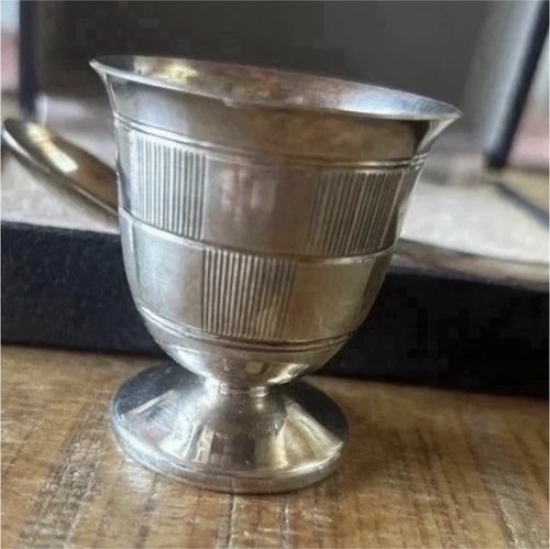 Coquetier métal argenté - , +