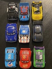 DISNEY PIXAR LOT DE 9 VOITURES