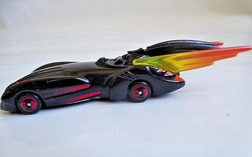 Batmobile comics hasbro - comics,