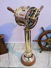 Ancien moteur de navire en