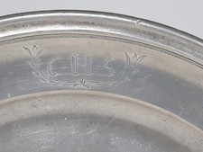 ASSIETTE étain 1690-1726 -