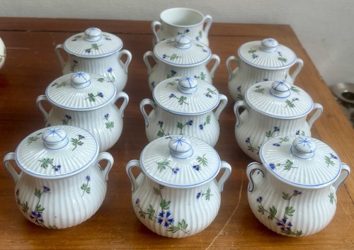 Ancien service pot - service,