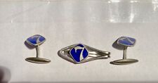 BOUTONS de MANCHETTE et pince  de cravate  métal   et émail   bleu et chiffré 7