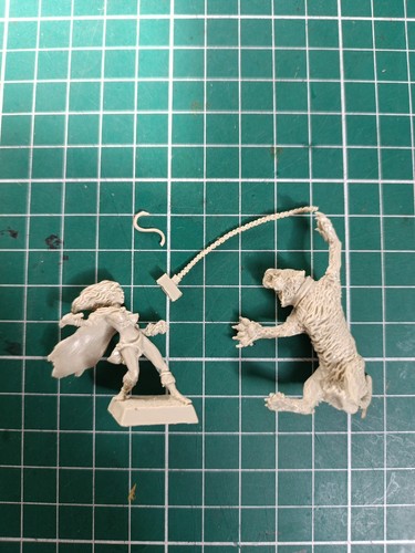 Figurine résine jdr - résine, fenryll