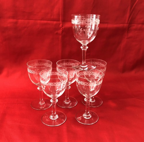 Verres vin en - verres, à