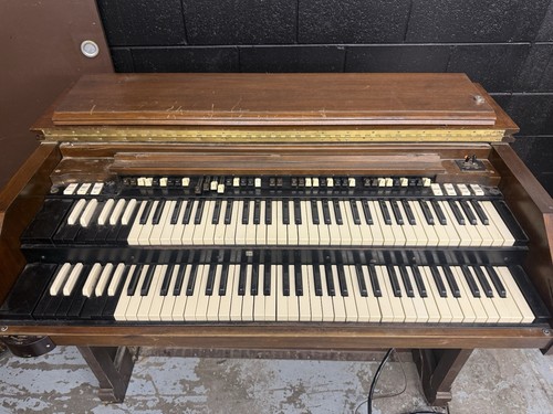 Vintage hammond organ - vintage,