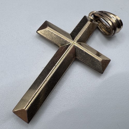 Croix ancienne plaqué or - ancienne,