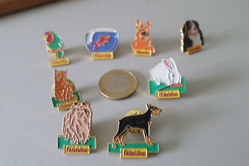 Lot pin broche - pin, frieskies