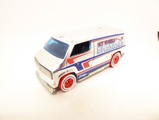 HOT WHEELS MALAYSIA MATTEL - 2007 - CUSTOM 77 DODGE VAN - SUPER CHROMES