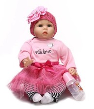 Bébé poupée fille réaliste