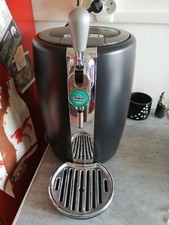 Tireuse à bière SEB noire et inox contenance 5 litres très peux servi. 