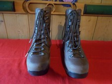 Originales Bottes rangers militaires armée Anglaise cuir KARRIMOR  P 42 Neuves