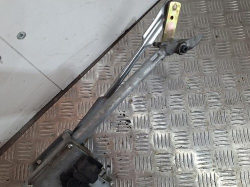 Moteur essuie glace avant