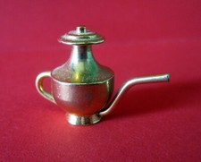 Miniature en laiton - Cafetière, Théière ou Burette ?