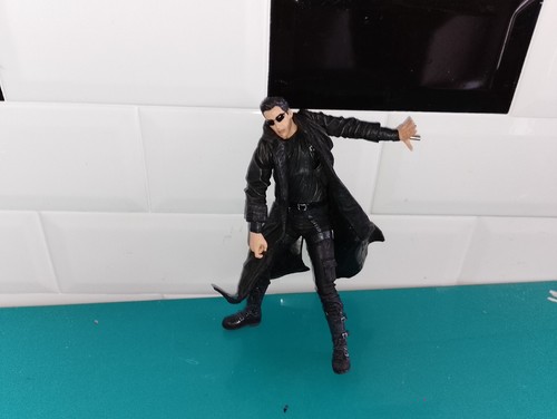0109249 figurine incomplète