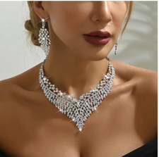 Parure luxe mariage de princesse strass blanc sur métal sans nickel