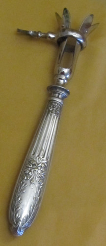 Pince gigot avec - à,