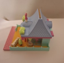 Vintage 1995  POLLY POCKET  Blue Bird "Dress Shop", " La Boutique De Vêtements "