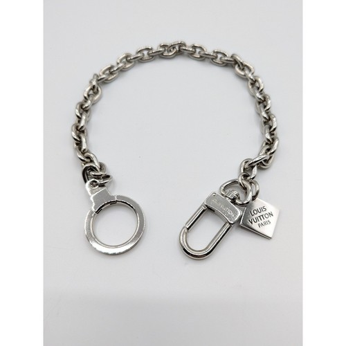 Authentic louis vuitton chaine - louis,