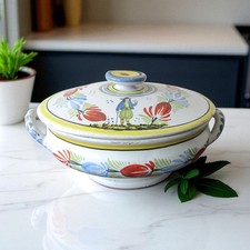 Quimper. Légumier en faïence