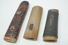 Poignées d'épée et de