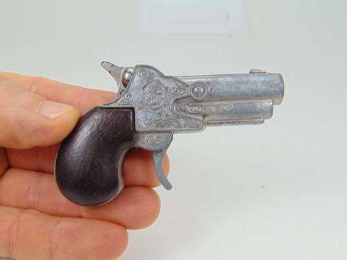 Petit pistolet pétard - petit,