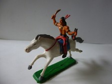 RARE CAVALIER  INDIEN  COUTEAU ET SCALP   MARQUE CLAIRET FRANCE   COMME STARLUX