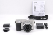Sony Alpha A6000 (Kit avec zoom 16-50 mm) Argent [comme neuf] Langue anglaise...