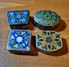 4 Magnifiques Boites à Pillules En Argent Massif émaillé 