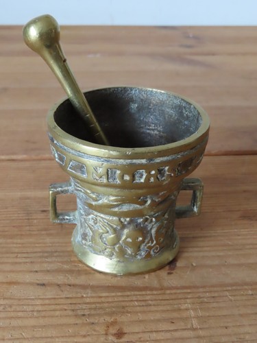 Petit mortier pillon ancien - ancien, en