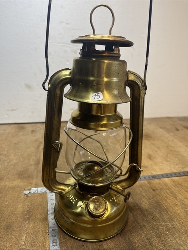 Ancienne lampe à - 15,