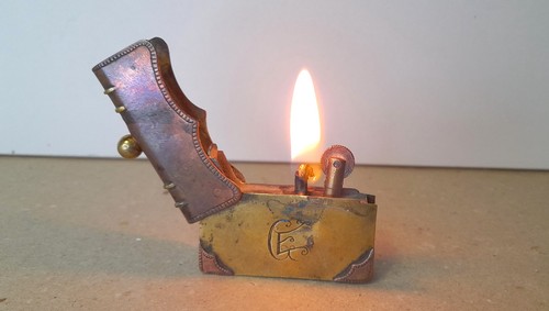 Briquet ancien art tranchées - art,