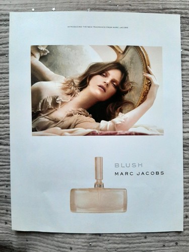 Publicité papier parfum - publicité, parfum.