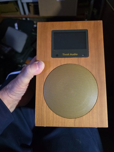 Tivoli audio networks radio - tivoli,