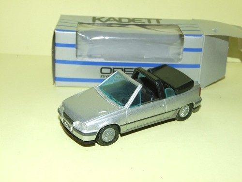 Opel kadett cabriolet gris - e,