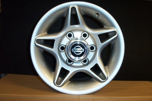 Nissan centaurus jante alliage - nissan,