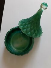 Boite a bijoux en résine. Fait main.vert nacré .couvercle avec bille en resine