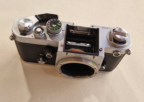 Nikon 35mm slr vintage film - f2,