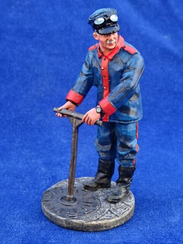 Superbe figurine plomb lead - plomb,