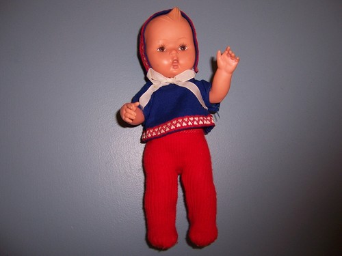 Vintage hummel vinyl doll v104 - hummel,