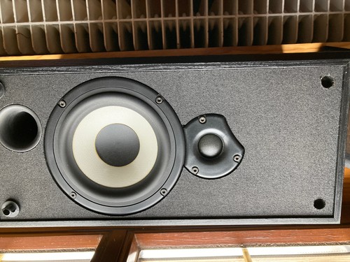 Enceinte home cinéma centrale