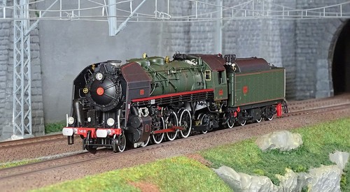 Trix 25141 locomotive - 25141, à