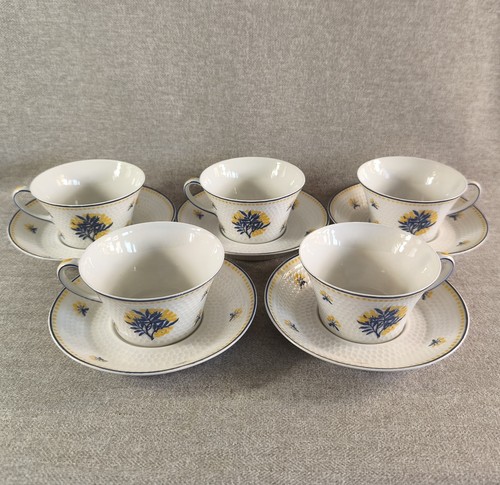 Ensemble cinq tasses - cinq,