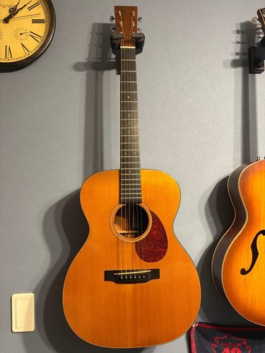 Rare 1999 martin 18v - rare, om-18v