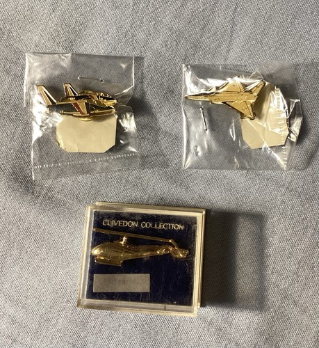 Pin alpha jets - pin's, de