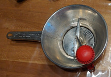 Moulin presse-purée - Vintage