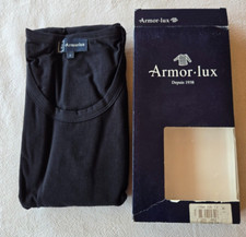 Tee shirt manches courtes noir