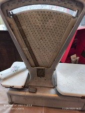 ancienne balance d'épicerie lutrana