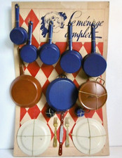 "LE MÉNAGE COMPLET" DINETTE DE CUISINE TÔLE PEINTE SUR CARTON D'ORIGINE VINTAGE