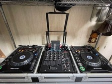 DJ - 2x Pioneer CDJ-1000MK3 + table de mixage Vestax VMC-004FXu + étui d'occa...